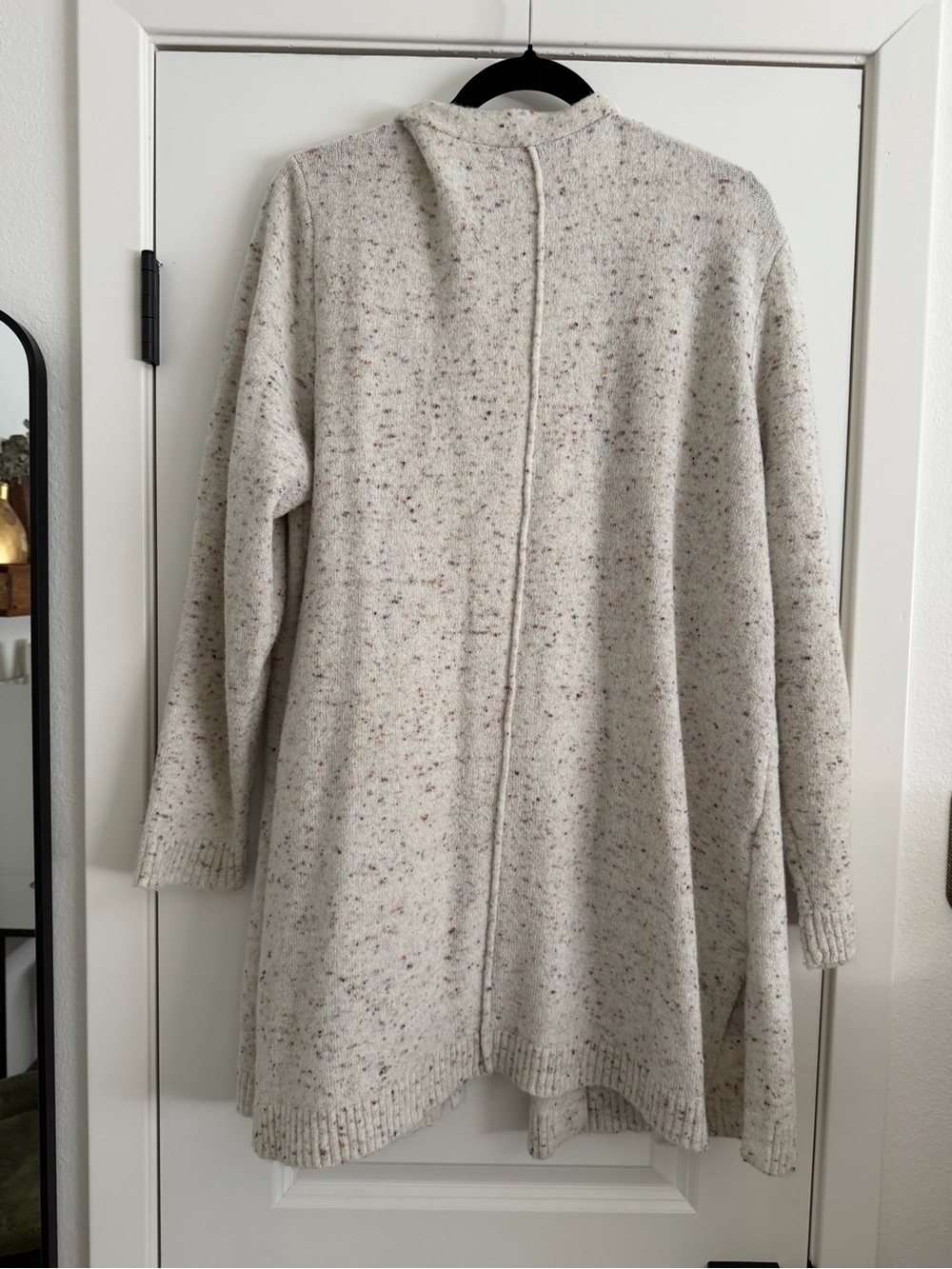 Love Ellie Wells Cardigan Cream 2X - Picture 5 of 7